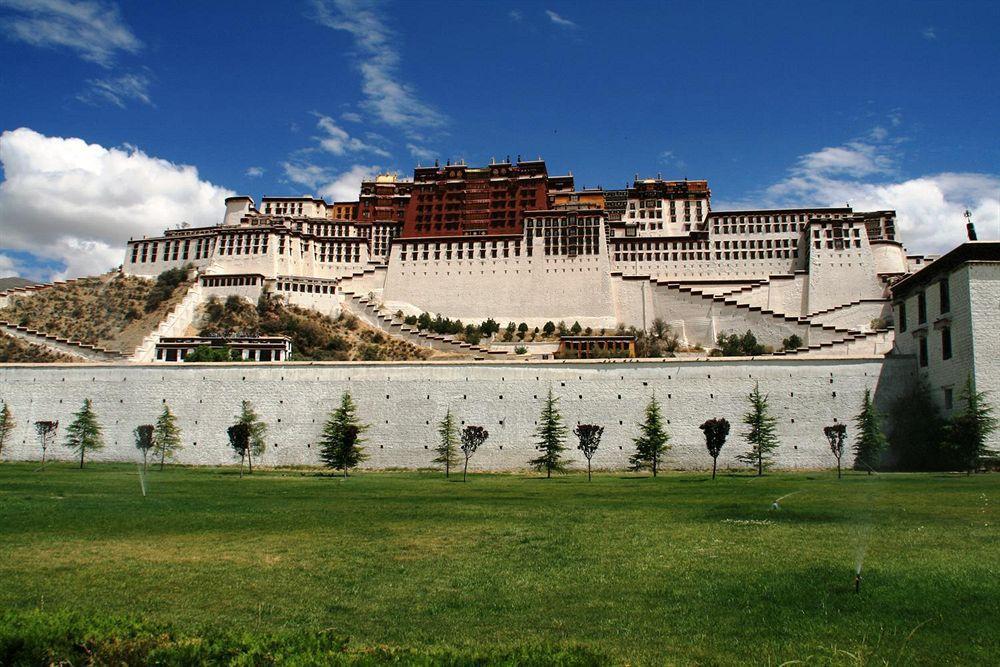 Four Points By Sheraton Lhasa Exteriör bild