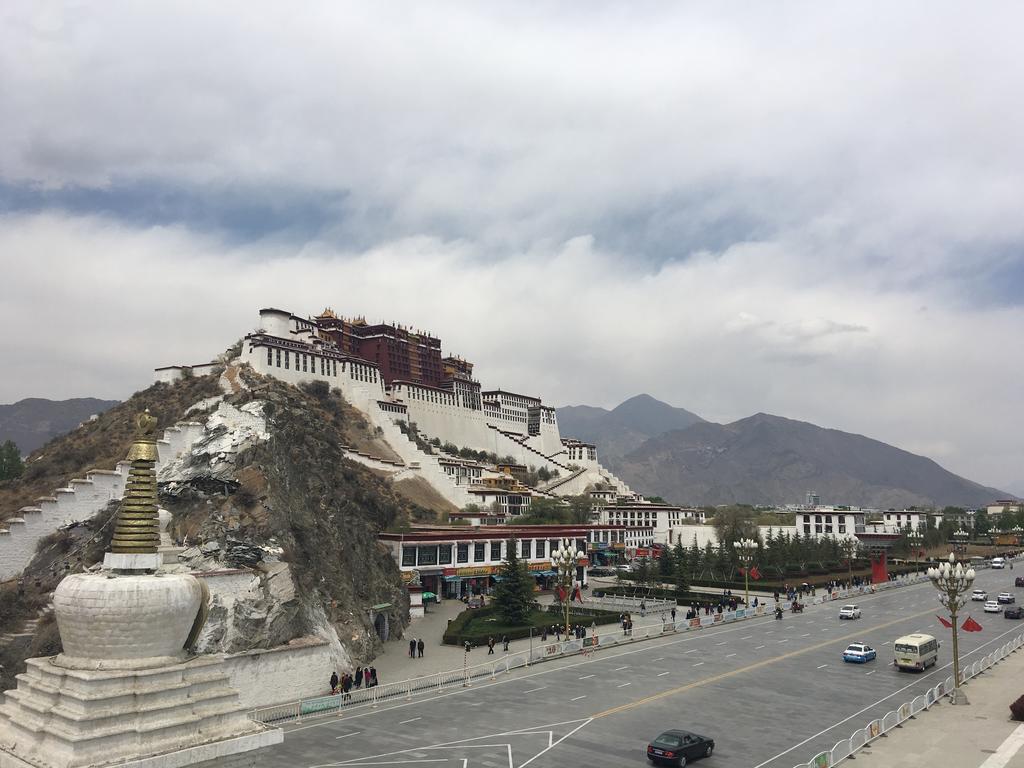 Four Points By Sheraton Lhasa Exteriör bild