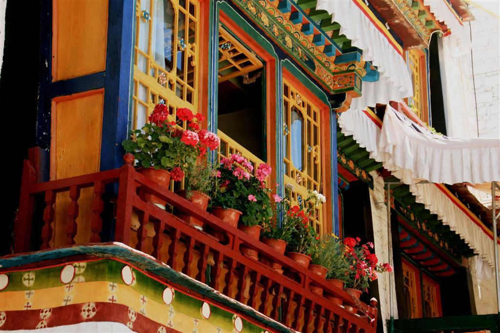 Four Points By Sheraton Lhasa Exteriör bild
