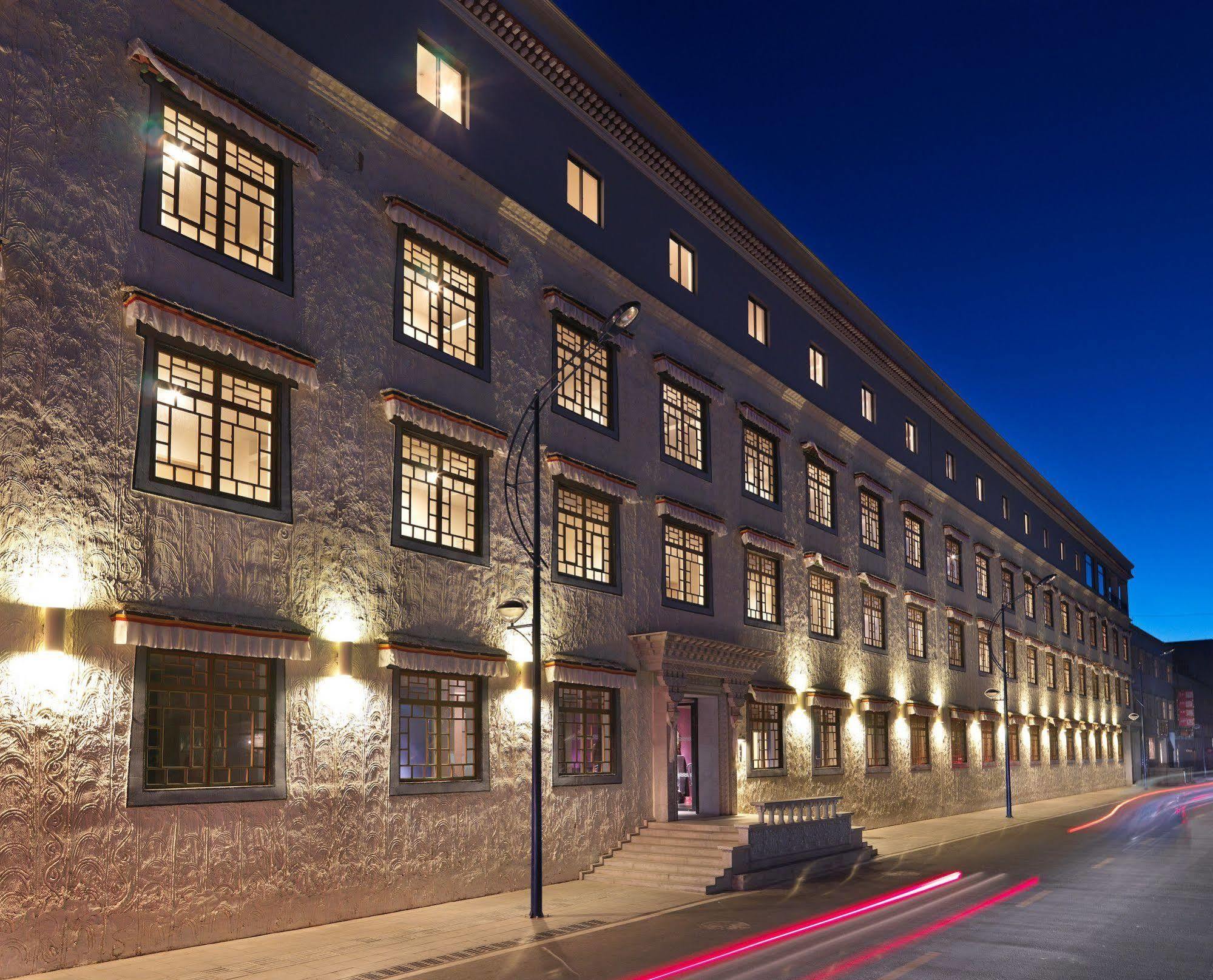 Four Points By Sheraton Lhasa Exteriör bild